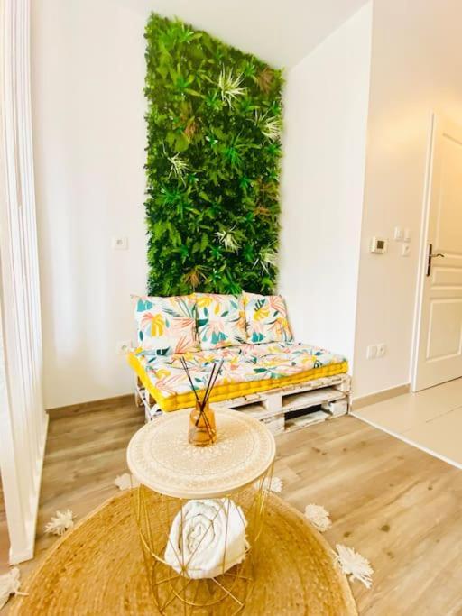 Lakaz Creole - Caen Centre Apartment ภายนอก รูปภาพ